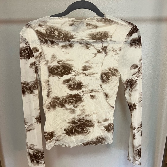 Chiffon Sheer Lettuce Trim Long Sleeve Blouse